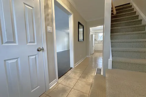 714 Dunlop Street, ON L1N 1V6