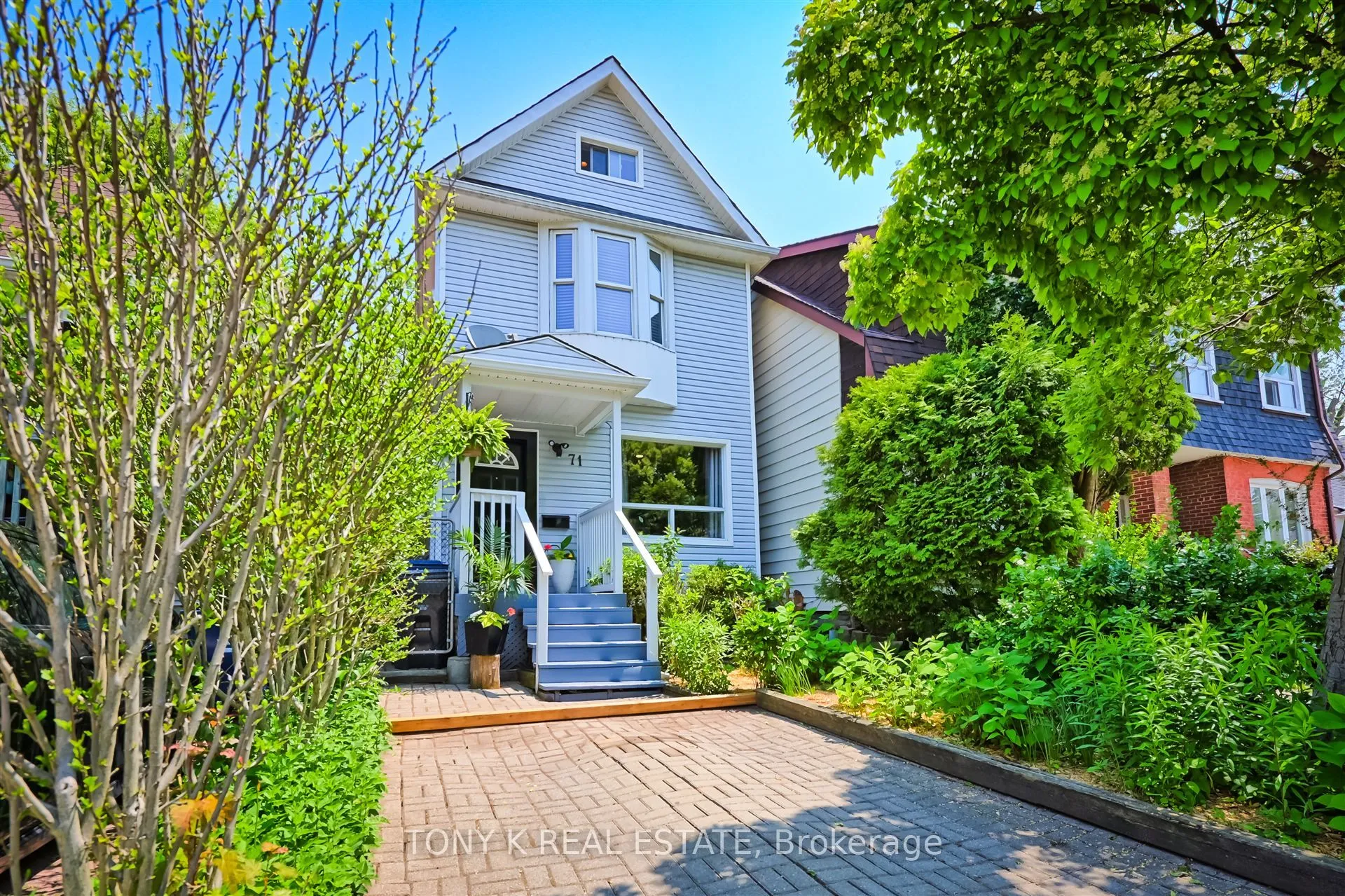 71 Madelaine Avenue, ON M1L 2X6