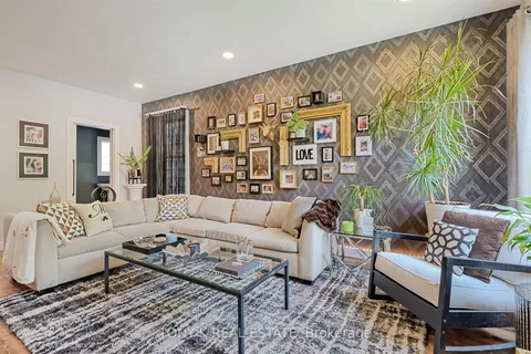 71 Madelaine Avenue, ON M1L 2X6