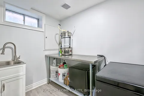 9 Brennan Road, ON L1T 2G1