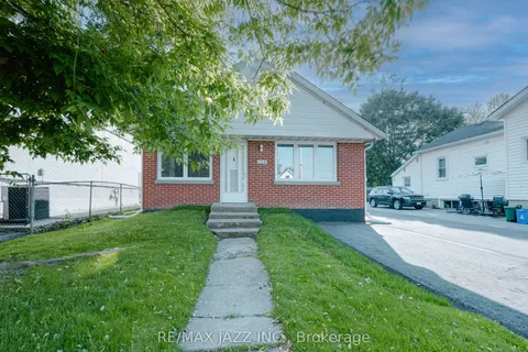 228 Gibbons Street, ON L1J 4Y6