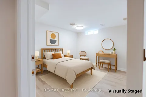 228 Gibbons Street, ON L1J 4Y6