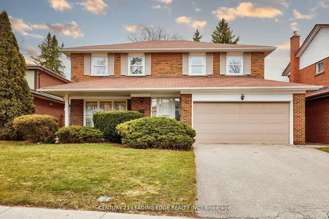 24 Dunmurray Boulevard, ON M1T 2J9