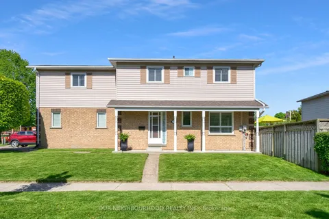 1 Sylvia Court, ON L1B 1J4