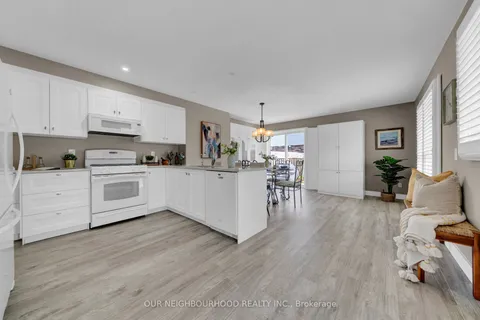 1 Sylvia Court, ON L1B 1J4