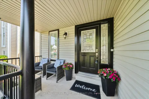 69 Vanguard Drive, Whitby, ON L1M 2P1