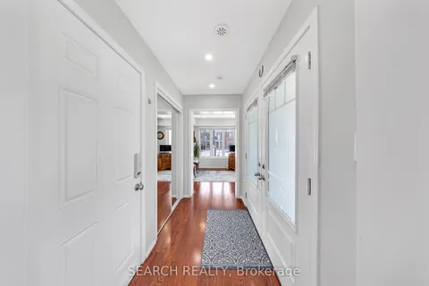 2400 Bronzedale Street, ON L1X 0C3