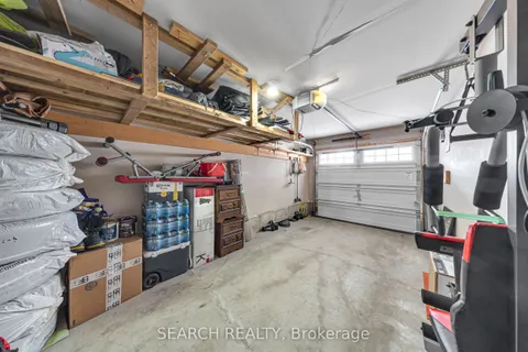 2400 Bronzedale Street, ON L1X 0C3