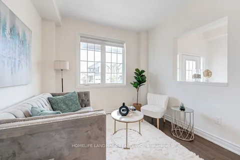 144 Mcbride Avenue, Clarington, ON L1C 0J4