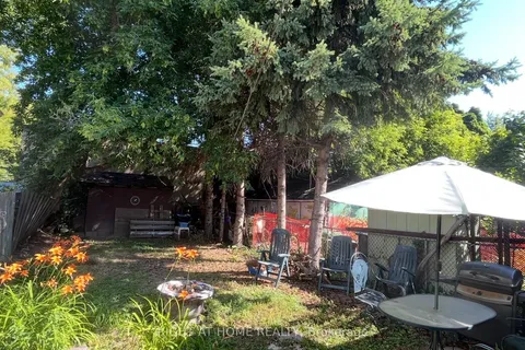 4 Lucy Avenue, ON M1L 1A2