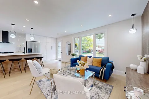 34 Crosland Drive, ON M1R 4M8