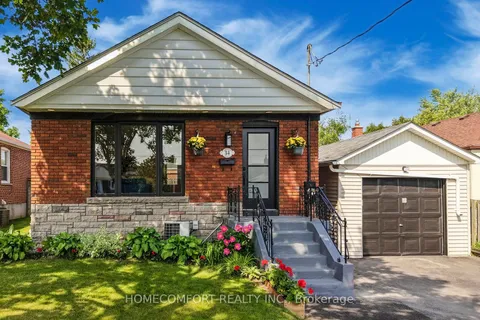 34 Crosland Drive, ON M1R 4M8