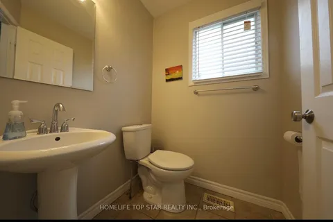 32 Millington Crescent, Ajax, ON L1T 1R3