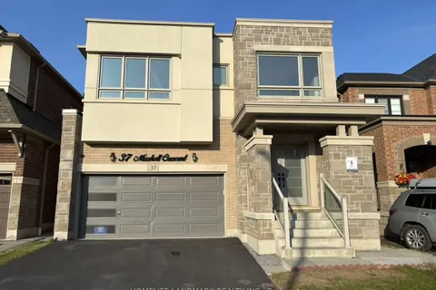 37 Maskell Crescent, ON L1P 0J6