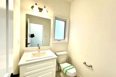 37 Maskell Crescent, ON L1P 0J6