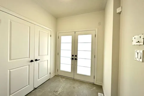 37 Maskell Crescent, ON L1P 0J6