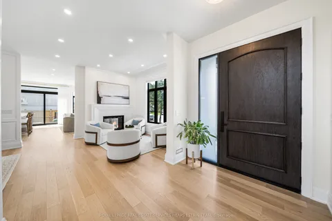 5 Taylor Drive, ON M4C 3B4
