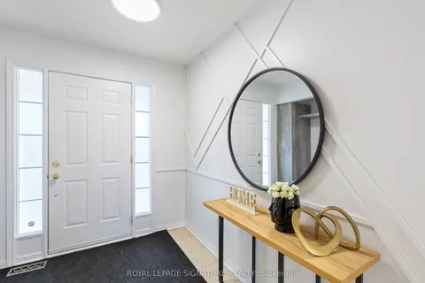 27 Lunney Crescent, ON L1C 5P1