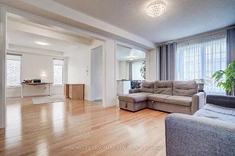 21 Hayeraft Street, ON L1P 0C6