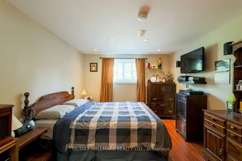118 Newport Avenue, ON M1L 1J5