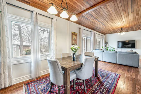 741 King Street, ON L1H 1H1