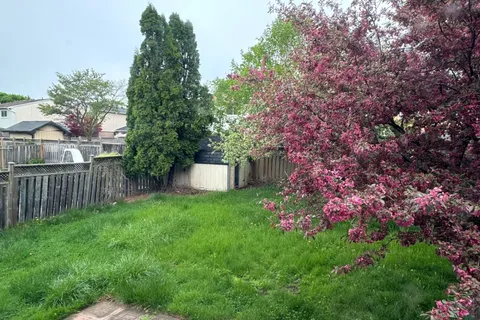 14 Pilkington Crescent, ON L1N 6E9