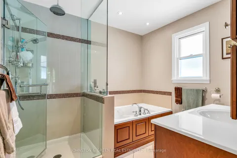 1 Woodvale Crescent, ON M4C 5N4