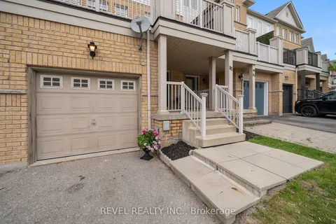 81 Barkdale Way, ON L1N 0G1