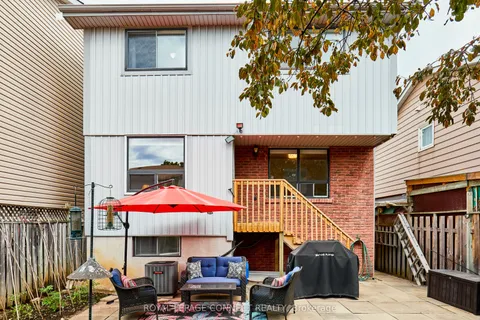 1583 Alwin Circle, ON L1V 2W1