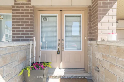50 Ambereen Place, ON L1C 7H5