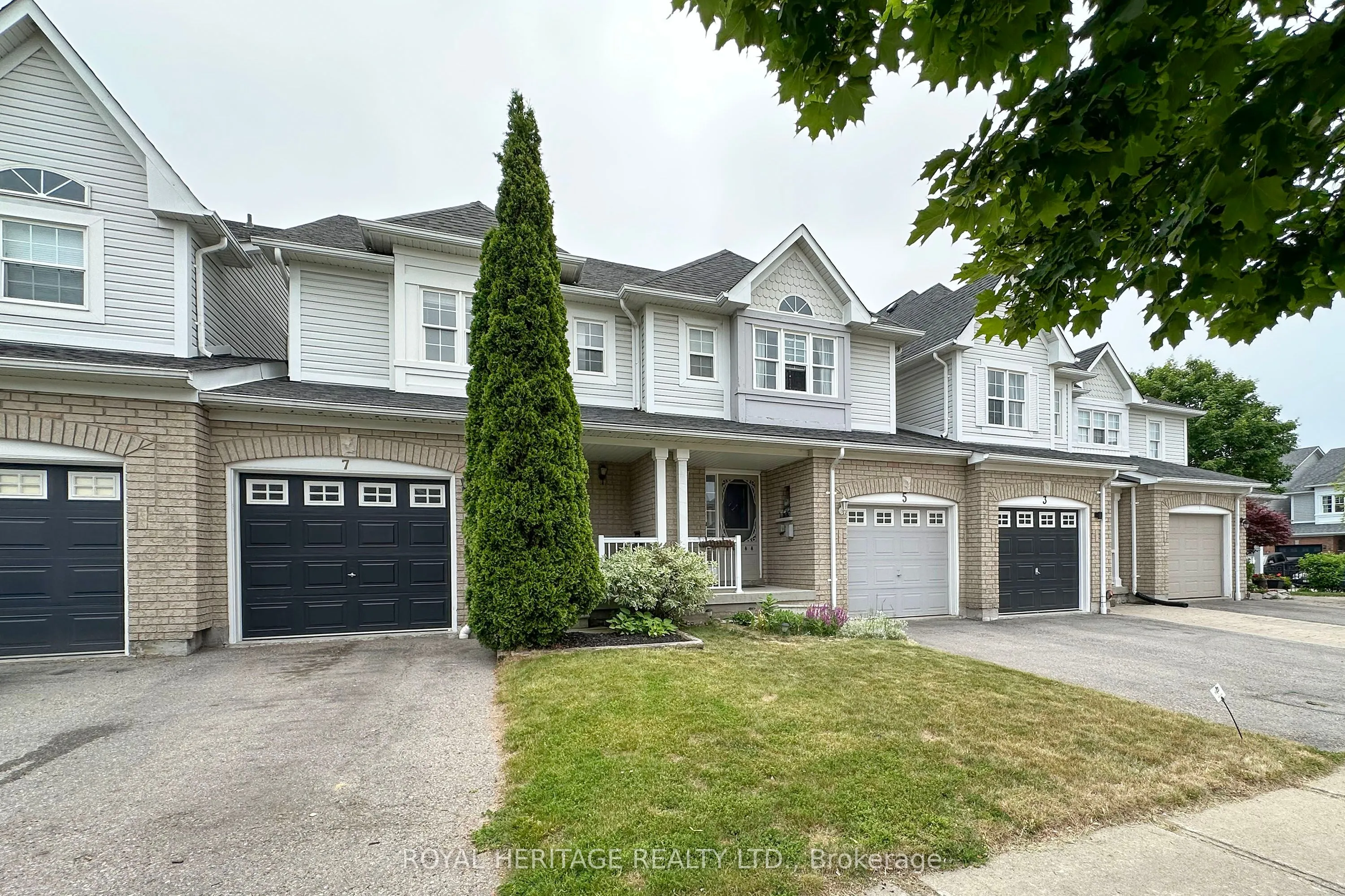 7 Fawcett Avenue, ON L1R 2Z4