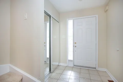 7 Fawcett Avenue, ON L1R 2Z4