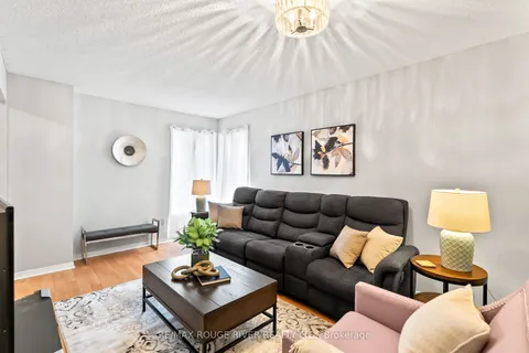 31 Sharp Crescent, ON L1T 3R1