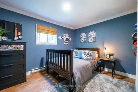 126 Pine Point Lane, ON L9L 1B4