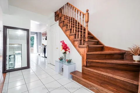 1945 Pine Grove Avenue, ON L1V 6R4