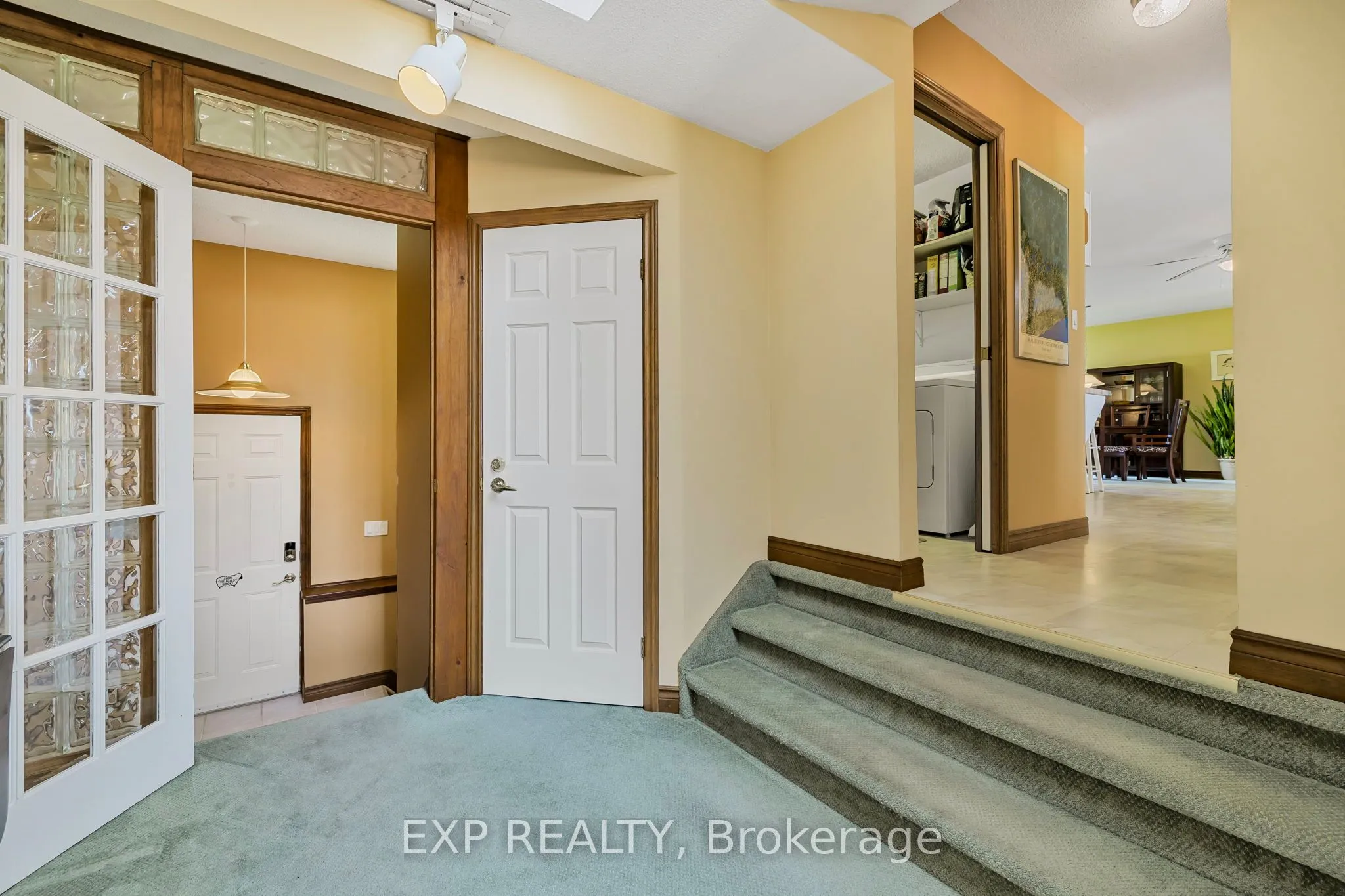 Detached living room at 359 Aldred Drive Scugog