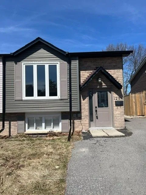 1294 Sunningdale Avenue, ON L1H 8G7