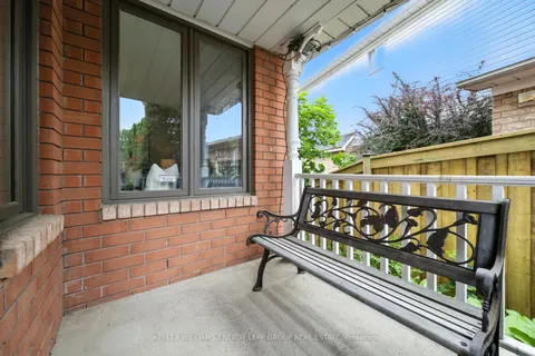 24 Harness Ridge Drive, ON L1R 2P4