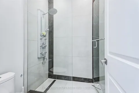 50 Eastville Avenue, ON M1M 2N7