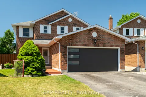 12 Empson Court, ON L1S 3Y3