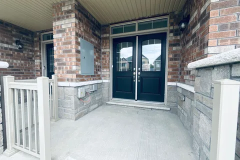 17 Sutcliffe Drive, ON L1R 0R2