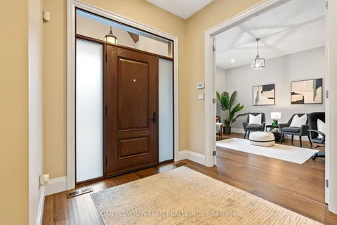 1682 Heathside Crescent, ON L1V 5V6