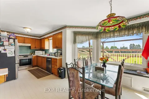 1734 Broadoak Crescent, ON L1V 4S3