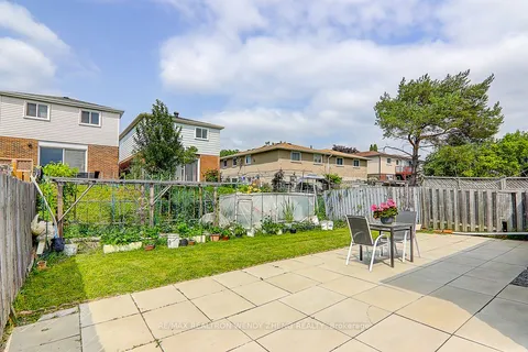 52 Baylawn Drive, ON M1S 3M3