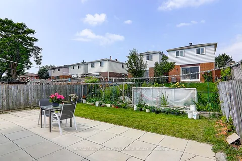 52 Baylawn Drive, ON M1S 3M3