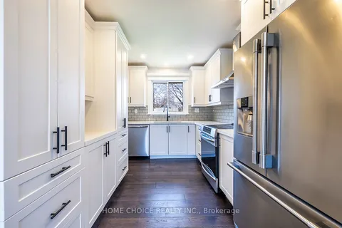 288 Windsor Street, ON L1H 6G6