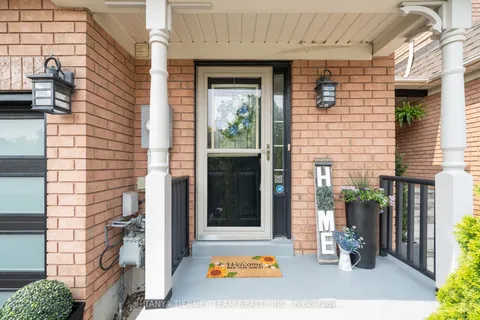 103 Zachary Place, ON L1M 1E2