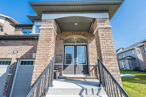 192 Miyako Court, ON L1L 0R7