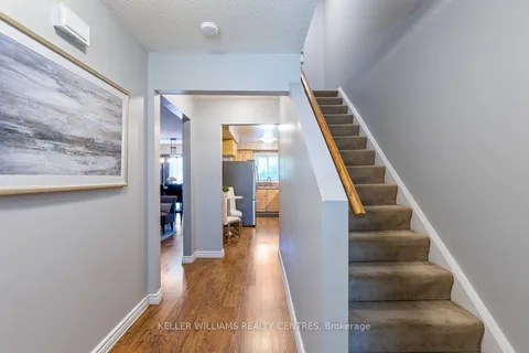 905 Gentry Crescent, ON L1K 1L6