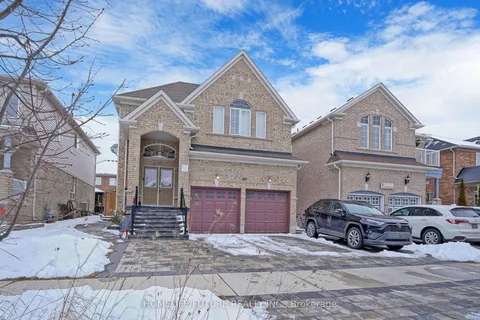 102 Remmington Street, ON L1C 0J8